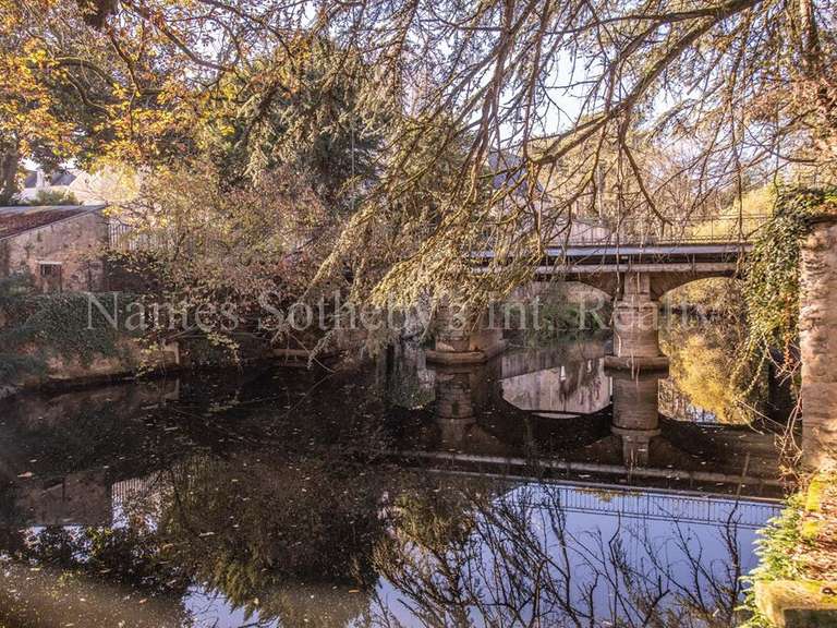 Maison Segré-en-Anjou-Bleu - 4 chambres - 228m²