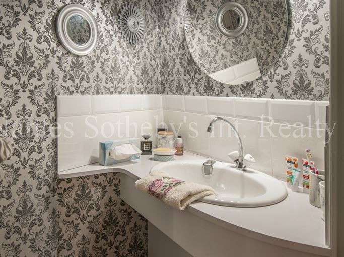 Maison Segré-en-Anjou-Bleu - 4 chambres - 228m²