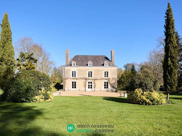 Propriété Segré-en-Anjou-Bleu - 5 chambres