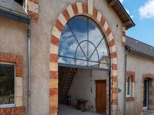 Maison Seiches-sur-le-Loir - 6 chambres