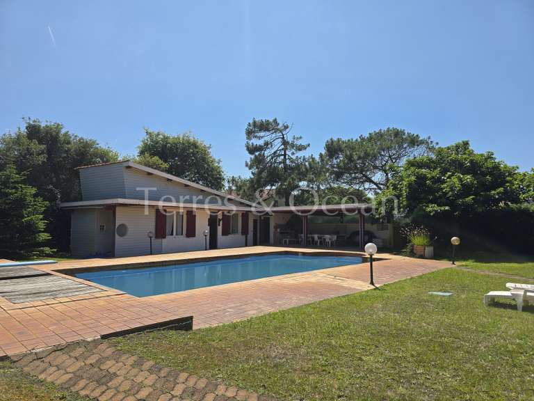 Maison Seignosse - 9 chambres - 235m²