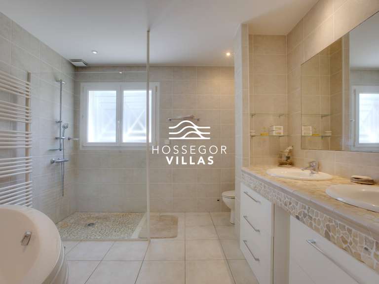 Maison Seignosse - 5 chambres - 248m²