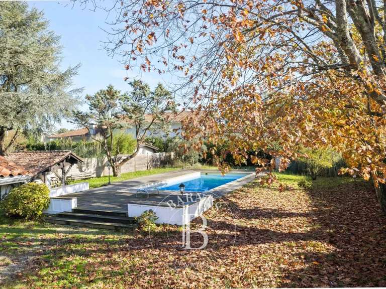 Maison Seignosse - 5 chambres - 195m²