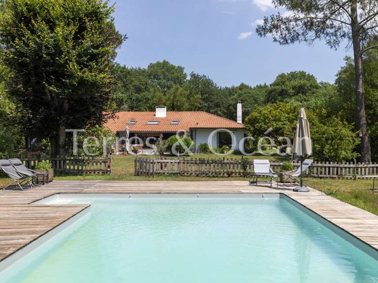 Maison Seignosse - 6 chambres - 227m²