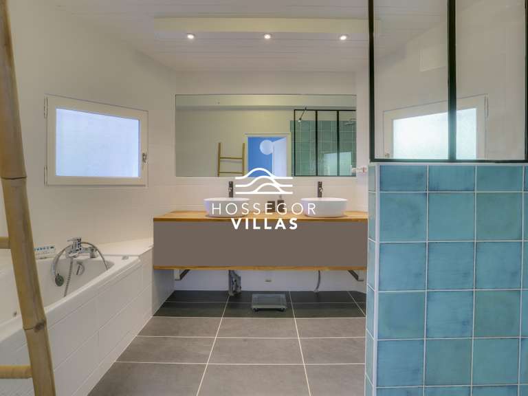 Villa Seignosse - 5 chambres - 272m²