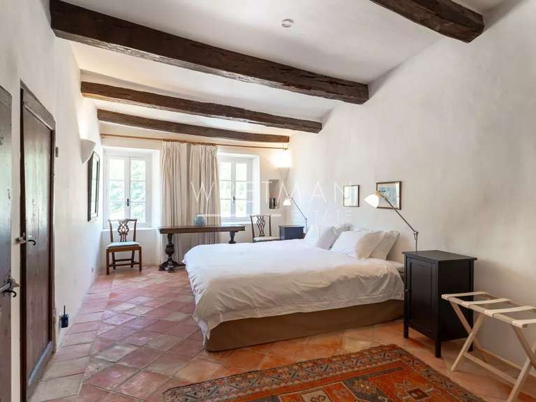 Castle Seillans - 7 bedrooms - 425m²