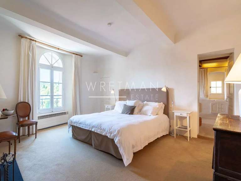 Castle Seillans - 7 bedrooms - 425m²