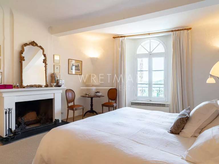 Castle Seillans - 7 bedrooms - 425m²