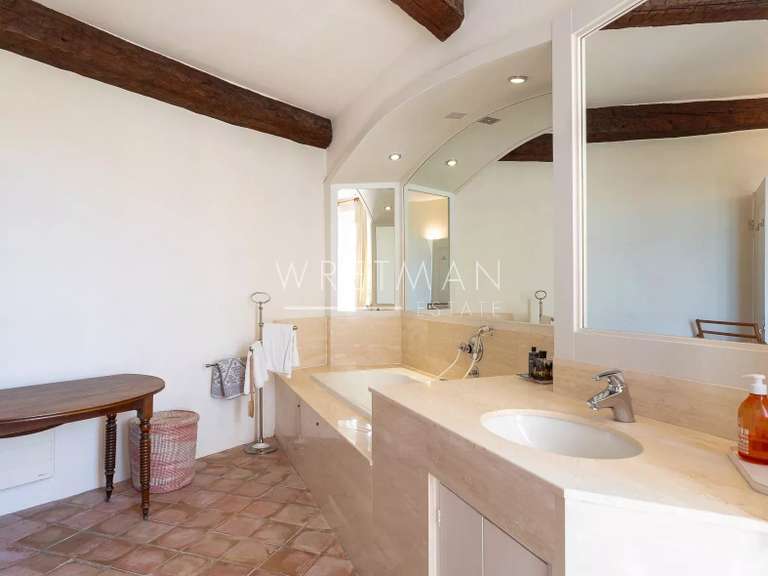 Castle Seillans - 7 bedrooms - 425m²