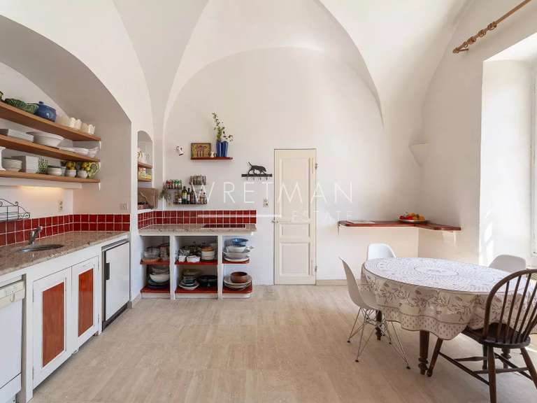 Castle Seillans - 7 bedrooms - 425m²