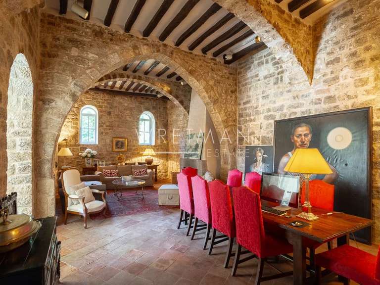 Castle Seillans - 7 bedrooms - 425m²