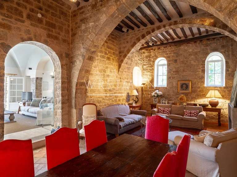 Castle Seillans - 7 bedrooms - 425m²