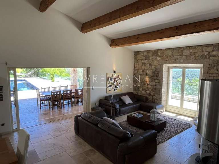 Maison Seillans - 6 chambres - 251m²