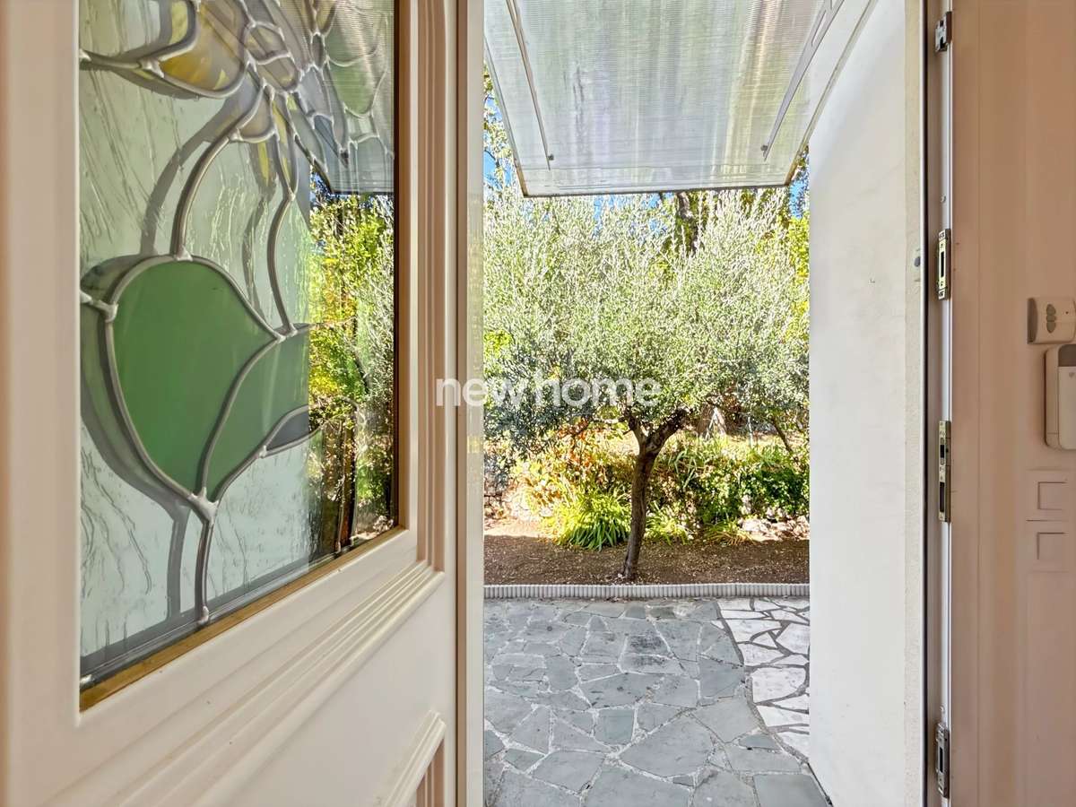 House Seillans
