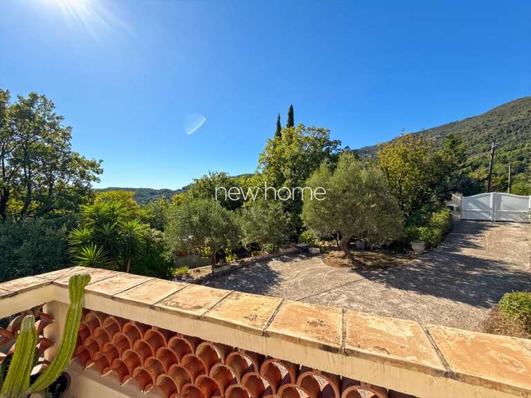 Maison Seillans - 3 chambres - 100m²