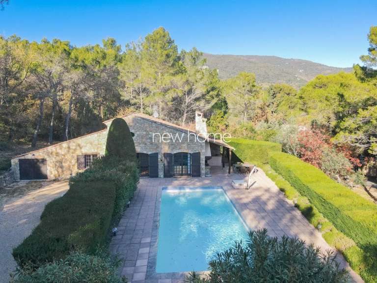 Maison Seillans - 2 chambres - 100m²