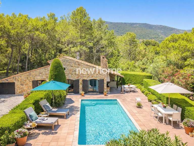 Maison Seillans - 2 chambres - 100m²