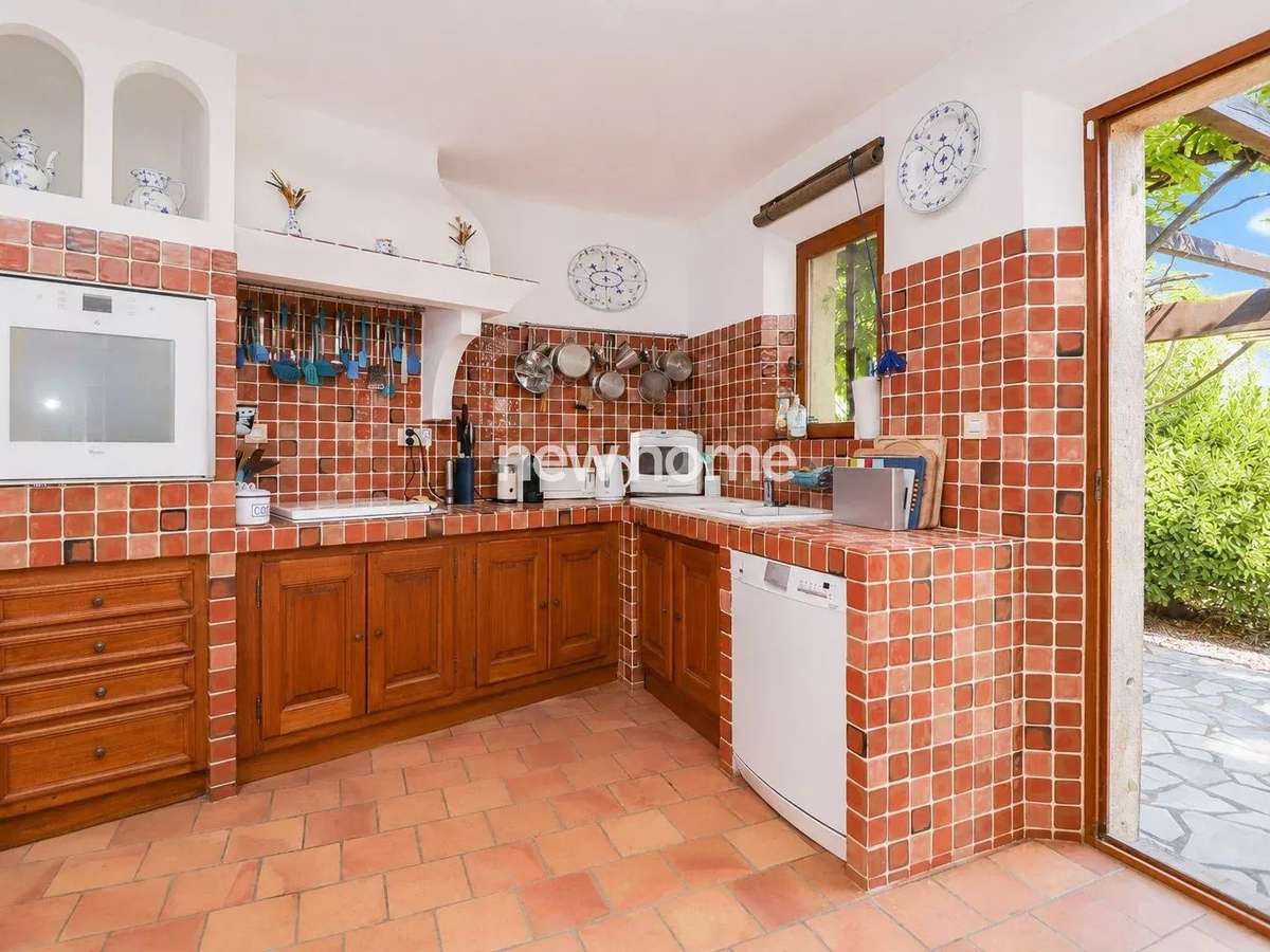 House Seillans
