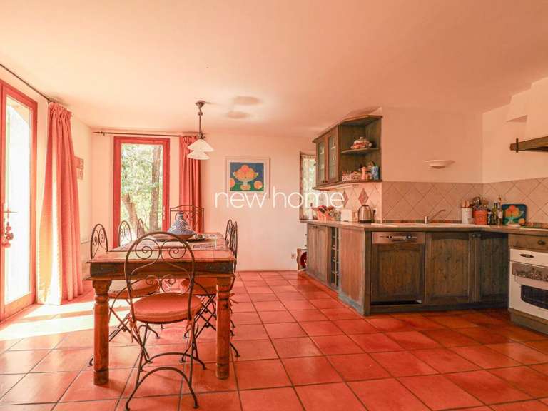 Maison Seillans - 3 chambres - 185m²