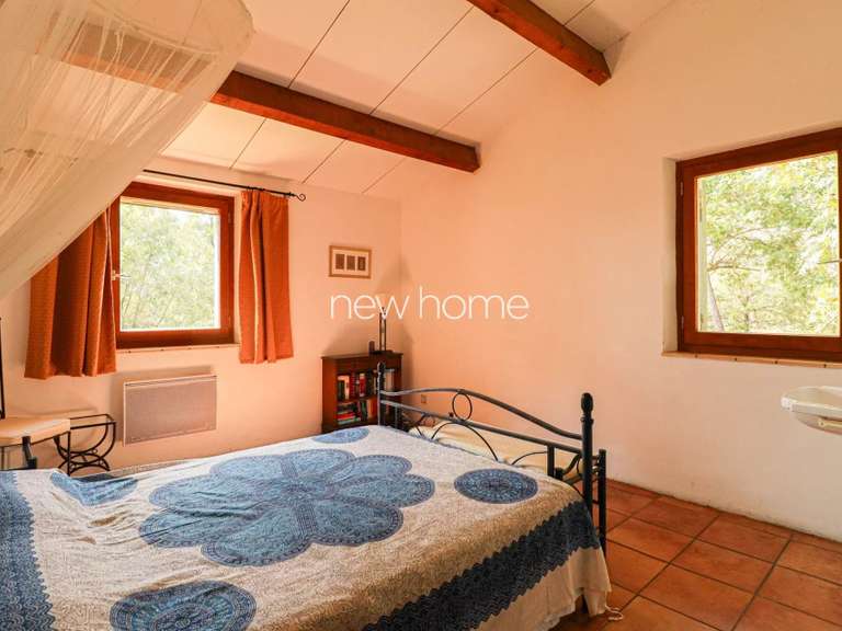 Maison Seillans - 3 chambres - 185m²