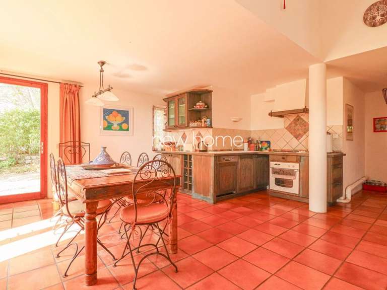 Maison Seillans - 3 chambres - 185m²