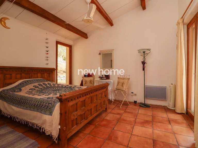 Maison Seillans - 3 chambres - 185m²