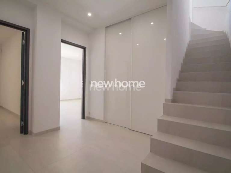 Maison Seillans - 3 chambres - 210m²