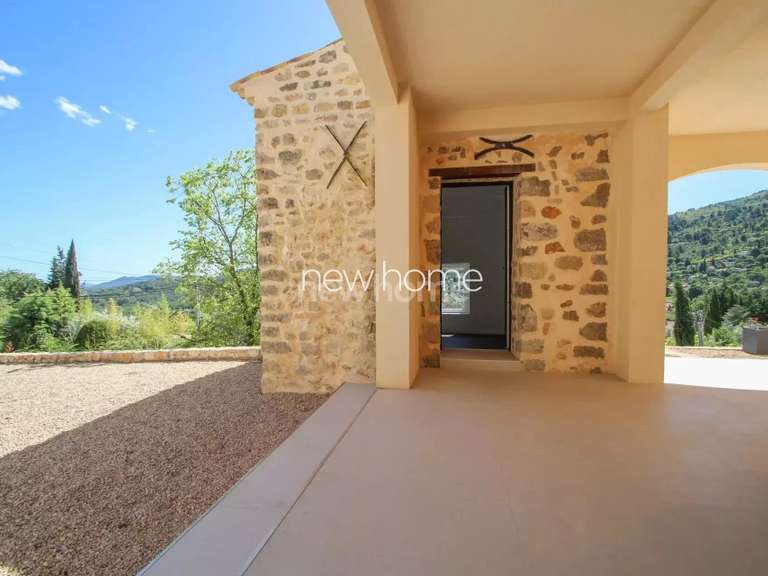 Maison Seillans - 3 chambres - 210m²