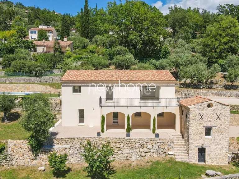 Maison Seillans - 3 chambres - 210m²