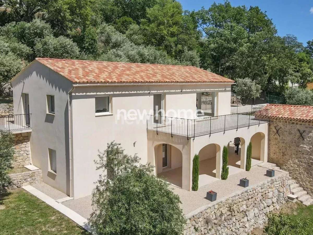 House Seillans