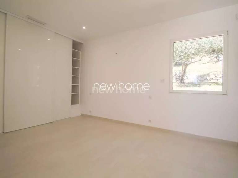 Maison Seillans - 3 chambres - 210m²