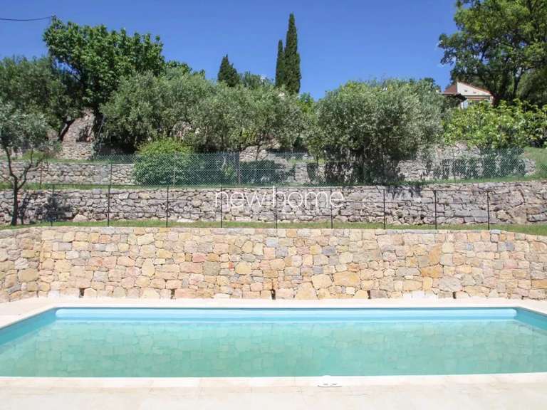 Maison Seillans - 3 chambres - 210m²