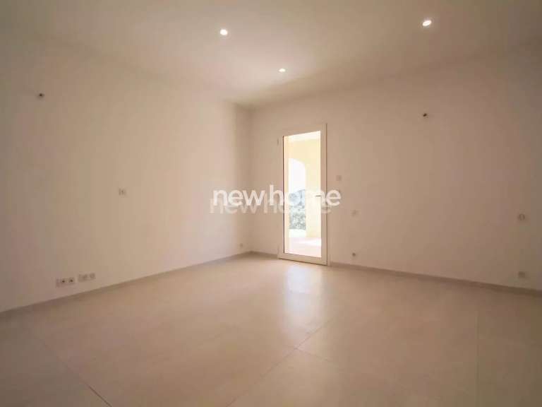 Maison Seillans - 3 chambres - 210m²