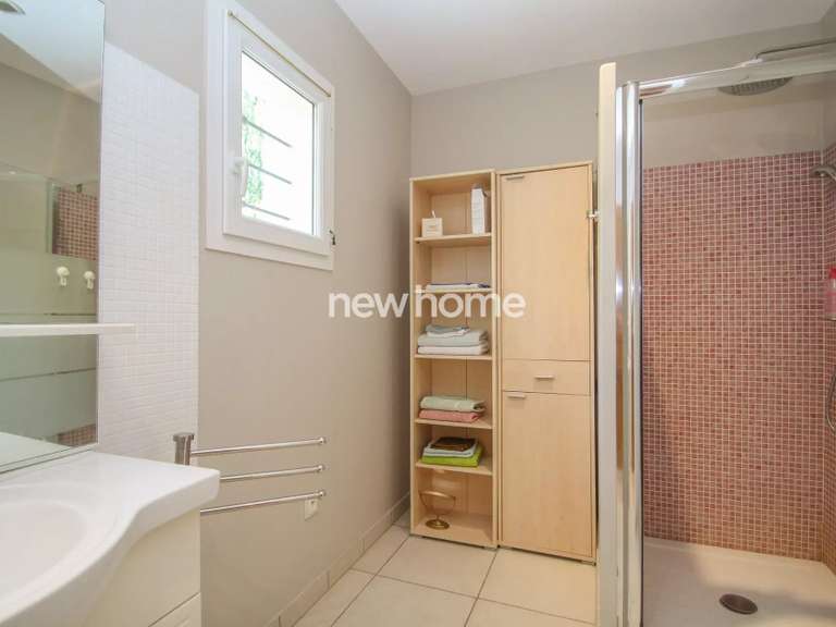 Maison Seillans - 4 chambres - 146m²