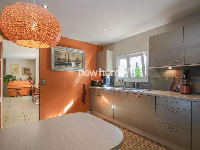 Maison Seillans - 4 chambres - 146m²