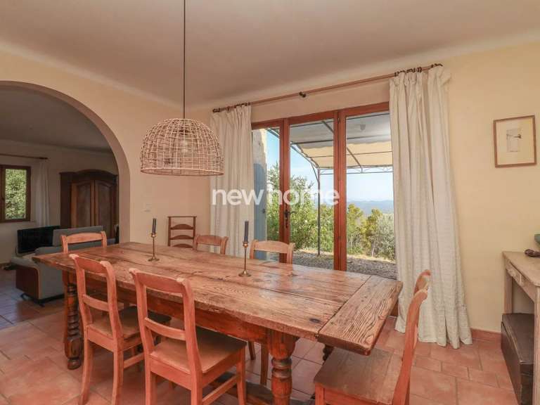 Maison Seillans - 4 chambres - 186m²