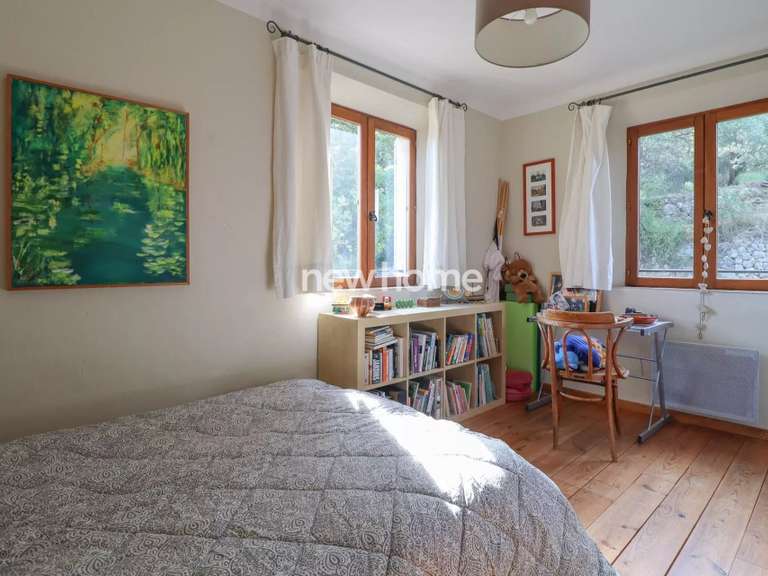 Maison Seillans - 4 chambres - 186m²