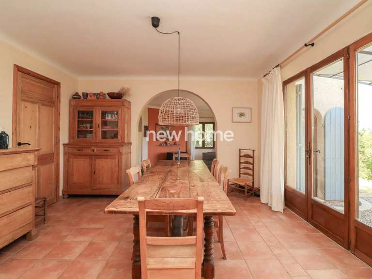 Maison Seillans - 4 chambres - 186m²