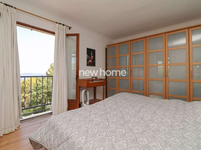 Maison Seillans - 4 chambres - 186m²