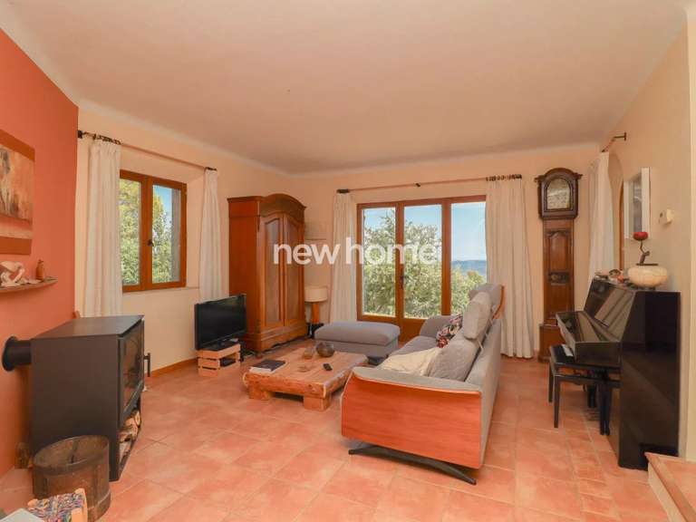 Maison Seillans - 4 chambres - 186m²