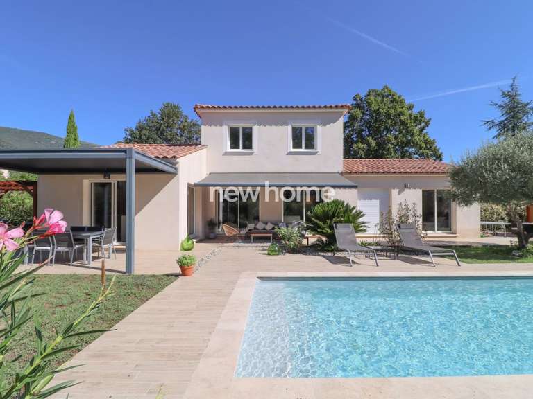 Maison Seillans - 4 chambres - 186m²