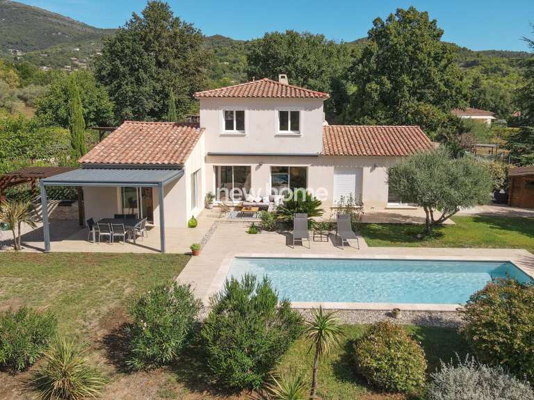 Maison Seillans - 4 chambres - 186m²
