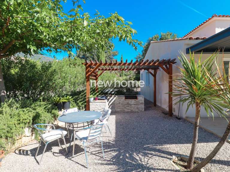 Maison Seillans - 4 chambres - 186m²