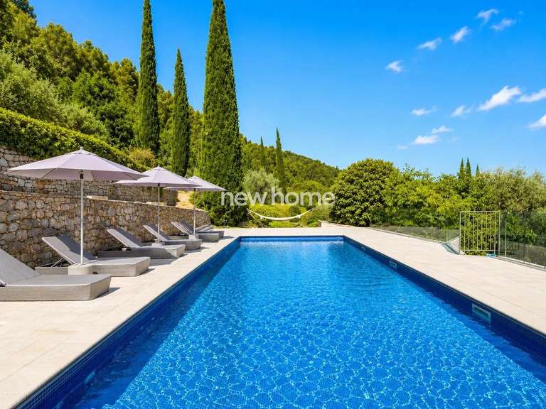 Maison Seillans - 5 chambres - 320m²