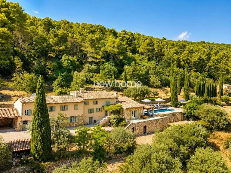 Maison Seillans - 5 chambres - 320m²