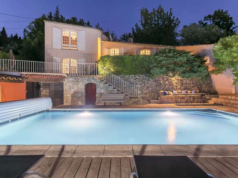 Maison Seillans - 5 chambres - 305m²