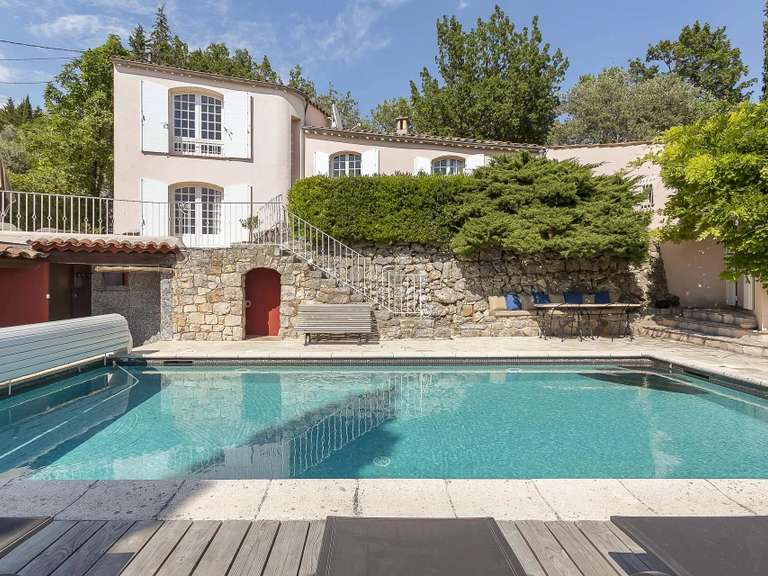 Maison Seillans - 5 chambres - 305m²