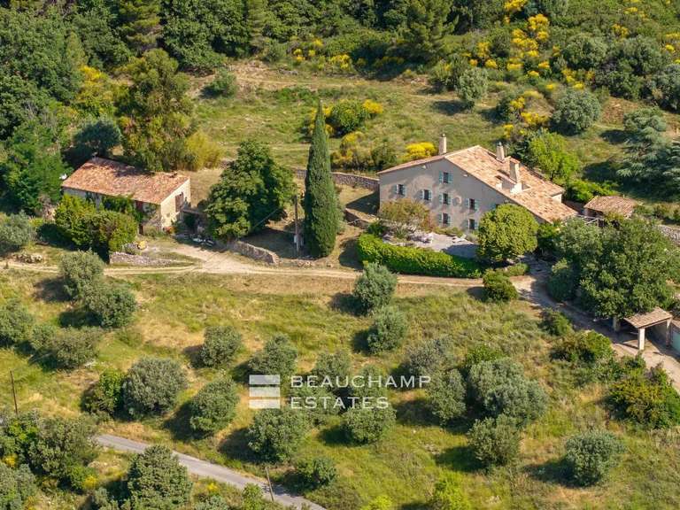 Propriété Seillans - 11 chambres - 470m²