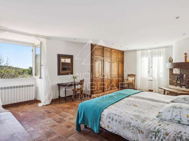 Propriété Seillans - 5 chambres - 401m²