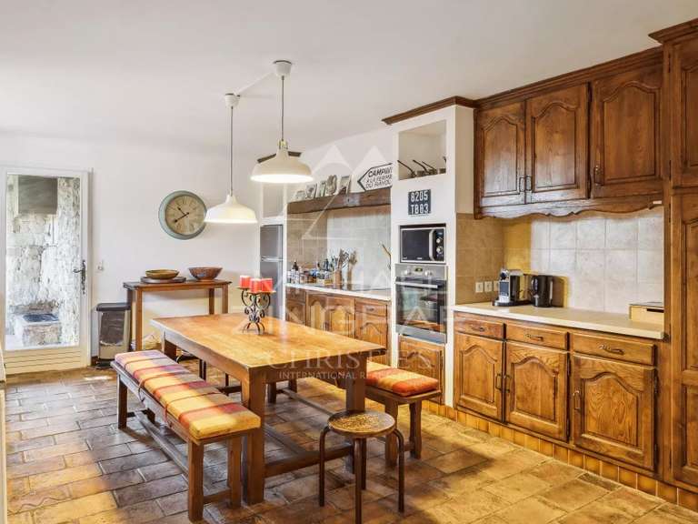Propriété Seillans - 5 chambres - 401m²